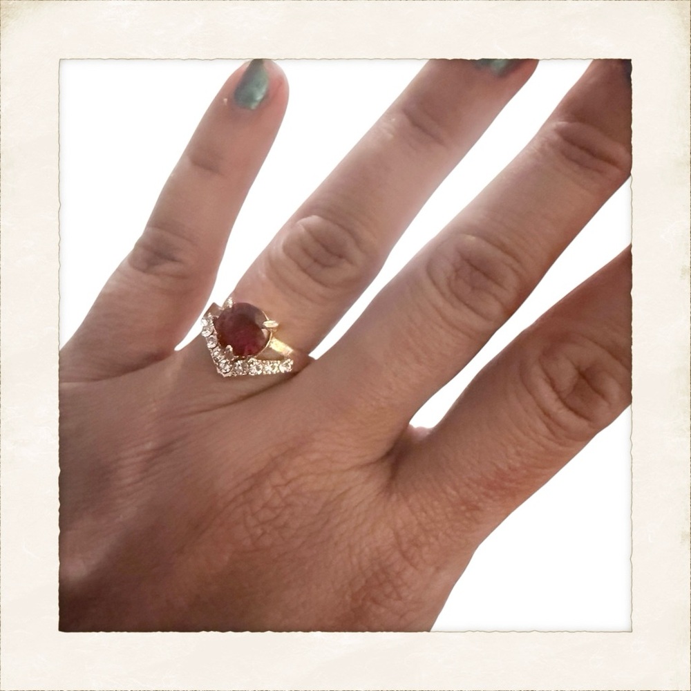 Vintage 90’s Dainty Gold Cocktail Ring with a Faux Ruby & Rhinestones, Size 6.25